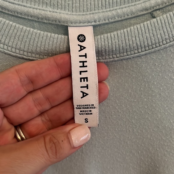 Athleta Sweatshirt - Picture 7 of 13